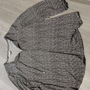Liz Claiborne 3/4 Length Top, EUC. Size XL.